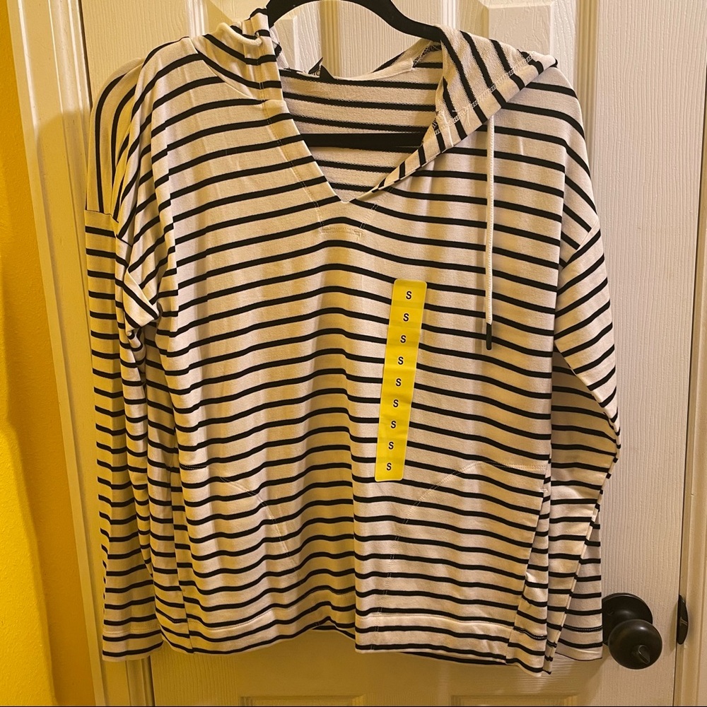 Black/White Stripped Hoodie Shirt